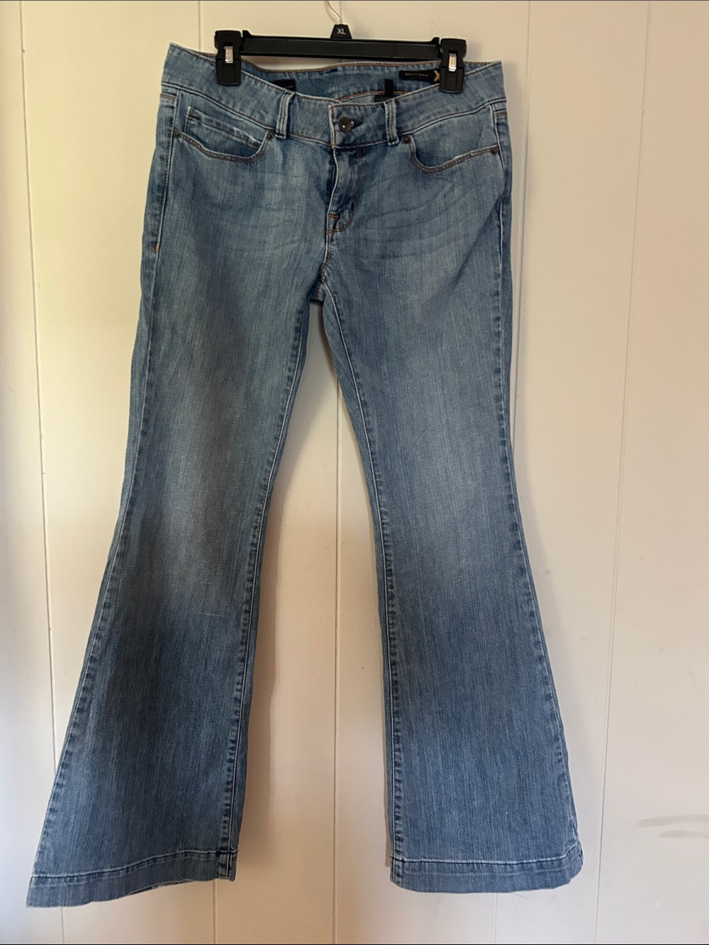 Y2K Express Light Wash Flare Jeans in Blue